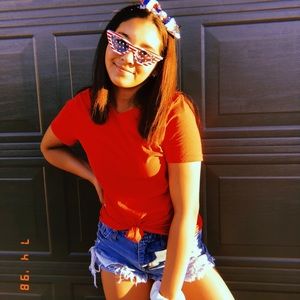 Meet your Posher, Vanessa